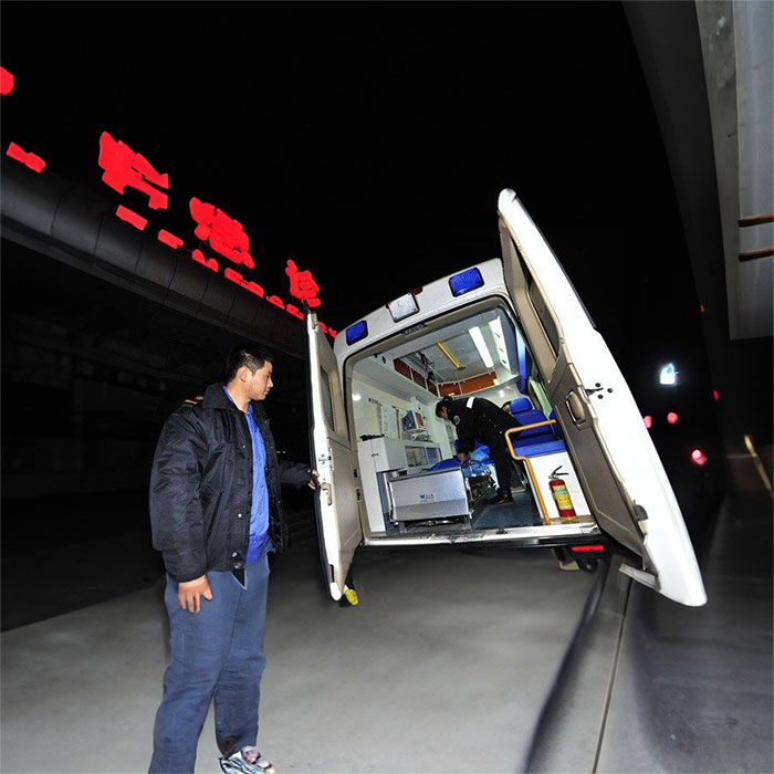 合肥出租急救车电话
