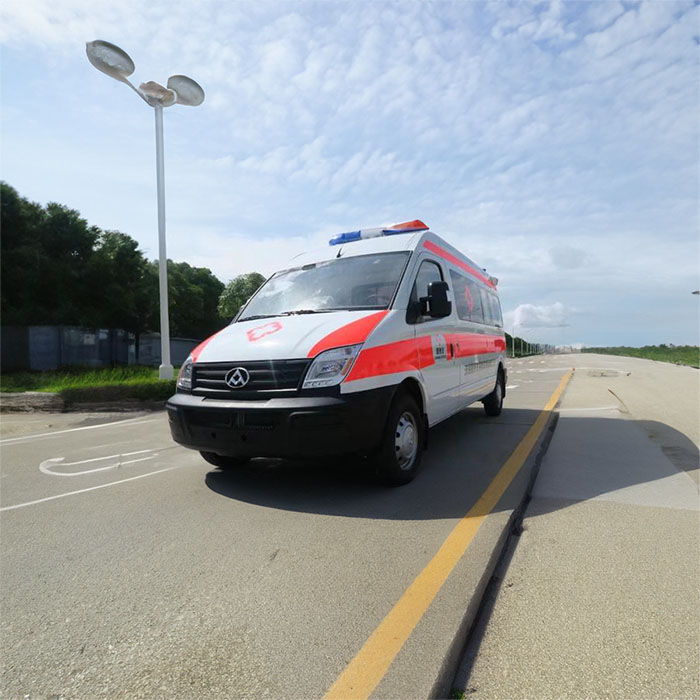 合肥私人救护车出租收费