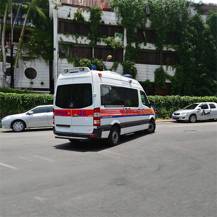 合肥私人救护车出租多少钱