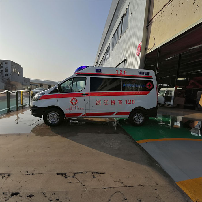 合肥私人救护车租赁电话号码
